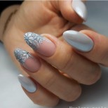 дантелен син маникюр