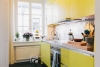 17 ярки и цветни кухни, в които да ти е кеф да сготвиш нещо! (Снимки):