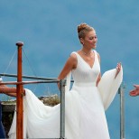 Беатрис Боромео сватбена рокля