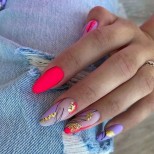 неоново червен маникюр