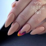 интересен гол маникюр