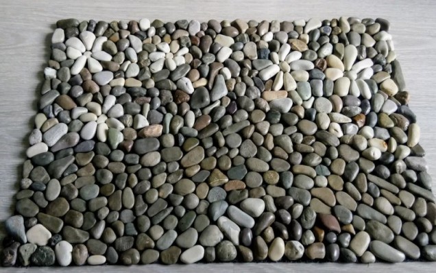 декорация с камъни