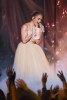 Видение в бяло! Дженифър Лопес облече сватбената рокля на годината (Снимки):