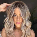 асиметрична дълга прическа