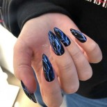 черни остри нокти