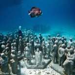 Подводна изложба в Мексико