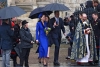 Кейт Мидълтън ослепително елегантна в кралско синьо - предаде важно послание с бижутата на Даяна (Снимки):