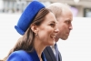 Кейт Мидълтън ослепително елегантна в кралско синьо - предаде важно послание с бижутата на Даяна (Снимки):