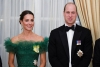 Кейт Мидълтън в най-царствената си визия досега - направо блести с диамантите на кралицата! (Снимки):