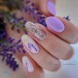маникюр лавандулов цвят