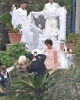 СНИМКИ от приказната сватба на Кортни Кардашиян в Италия – за сватбената й рокля тепърва ще се говори!