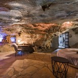 пещерен хотел отвътре