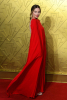 За тази рокля на Валентино дълго ще се говори! Отдавна не сме виждали толкова красота на червения килим (СНИМКИ)