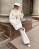 Пролетен моден наръчник: Как и с какво да съчетаем бели дрехи за перфектен стил? 14 нежни и свежи примера (СНИМКИ)