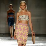 Права пола с ретро бюстие в светли цветове Prada Пролет-Лято 2012