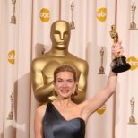 Кейт Уинслет с Оскар за най-добра актриса в Четецът, Оскари 2009