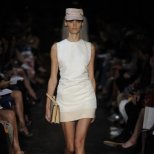 Къса бяла рокля по тялото Victoria Beckham Пролет-Лято 2012