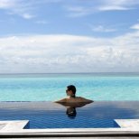 Анантара Дигу Ризорт, Малдиви, безкраен отсечен басейн