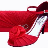 Комплект официална малка чанта и обувки в страстно червено