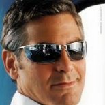Джордж Клуни за Police