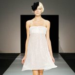 Блестяща нежна рокля без презрамки Emporio Armani Пролет-Лято 2012