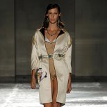 Копринен тренчкоут широк с колан с камъни Prada Пролет-Лято 2012
