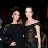 Кейт Мос и Виктория Бекъм на Британските модни награди