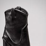 Ниски черни кожени ботуши на висок прав ток Gucci Есен-Зима 2011