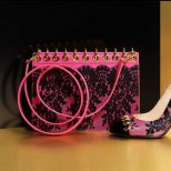 Чанта тетрадка и обувки в розово с черна дантела 