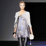 Панталон сатен с копринен топ и лека жилетка Giorgio Armani Пролет-Лято 2012