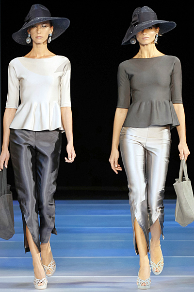 Панталон сатен с топ тип вталена блуза Giorgio Armani Пролет-Лято 2012