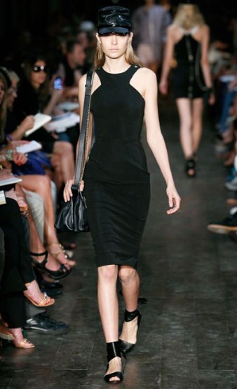 Черна рокля по тялото Victoria Beckham Пролет-Лято 2012
