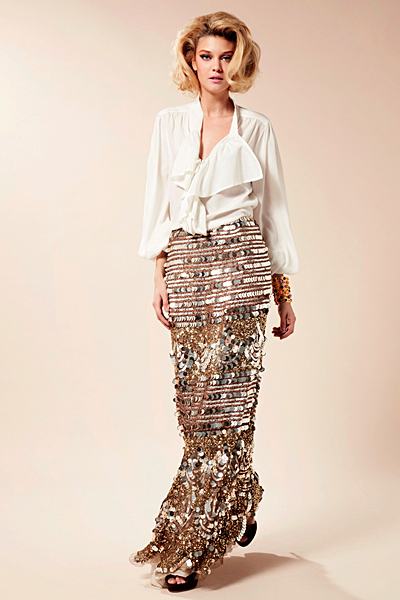Ефирна мръсно бяла риза с дълга пола със златисти пайети Предпролетна колекция Blumarine за 2012