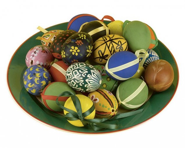 Великденски яйца с красиви декорации