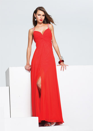 Права дълга червена рокля без презрамки с цепка за бал 2012