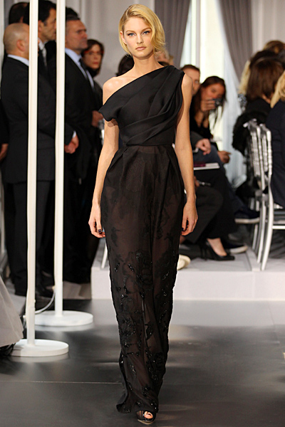 Стилна дълга черна рокля с едно рамо Haute Couture на Dior за Пролет-Лято 2012