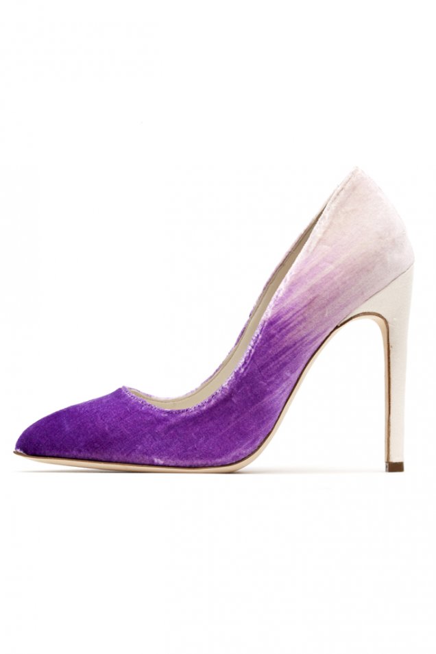 Елегантни остри обувки в лилаво преливащо към бяло Rupert Sanderson пролет-лято 2012