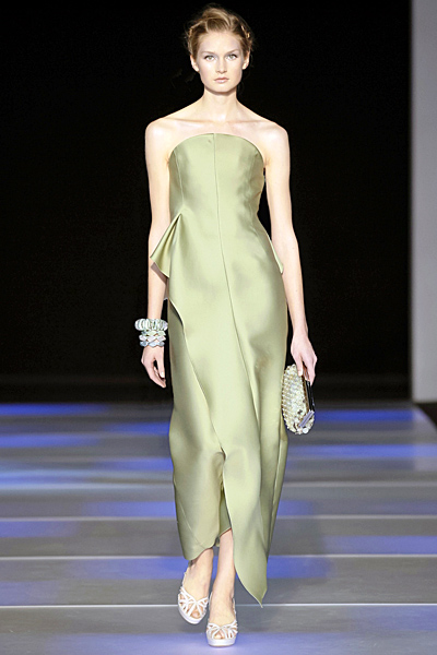 Златисто- зеленикава рокля без презрамки Giorgio Armani Пролет-Лято 2012