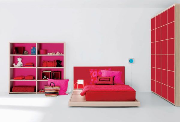 Детска стая за момиче с розова тема 