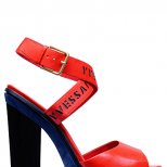 Високи сандали в червено и синьо Yves Saint Laurent круизна колекция 2012