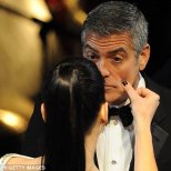 Сандра Бълок с Джордж Клуни