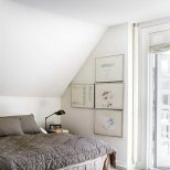 Малка спалня със скосен таван