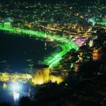 Нощен изглед към Алания