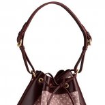 розова чанта на Louis Vuitton 2012