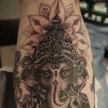 Татуировка източен мотив със слон