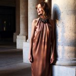 Дълга рокля с деколте по врата Dior Предесенна колекция 2012