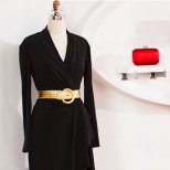 Черна рокля комбинирана със златист колан