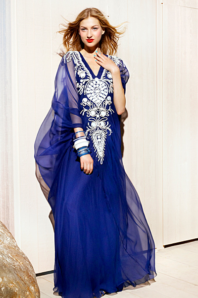 Макси рокля в синьо с етно шарки Dior ваканционна колекция 2012