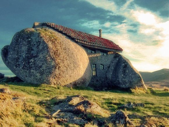 Къща камък в Гуимареш, Португалия