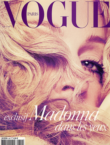Мадона на корицата на Vogue Париж август 2004